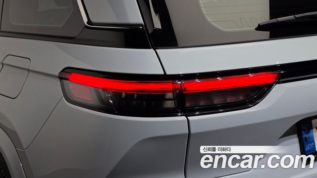 Jeep Cherokee 2023 — photo 9