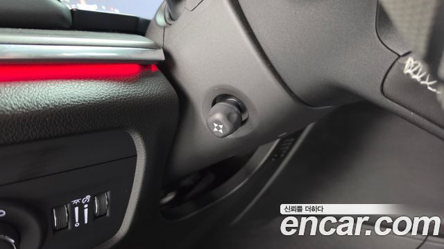 Jeep Cherokee 2023 — photo 31