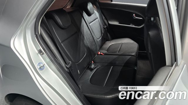 Kia morning 2012 — photo 11