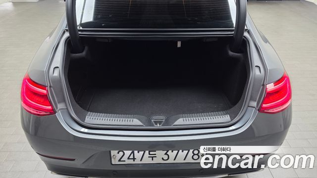 Mercedes-Benz CLS-Class 2020 — photo 23