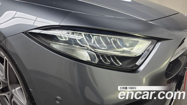 Mercedes-Benz CLS-Class 2020 — photo 8