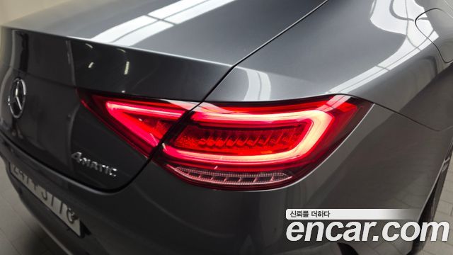 Mercedes-Benz CLS-Class 2020 — photo 9