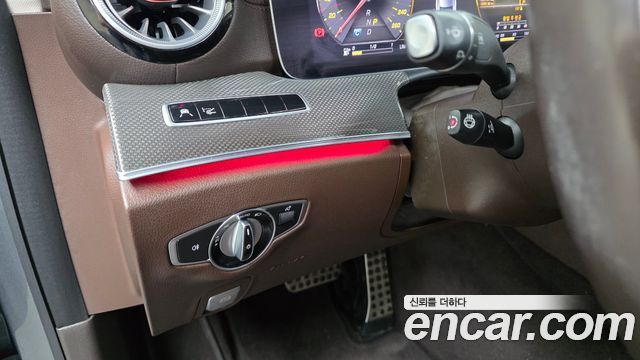 Mercedes-Benz CLS-Class 2020 — photo 27