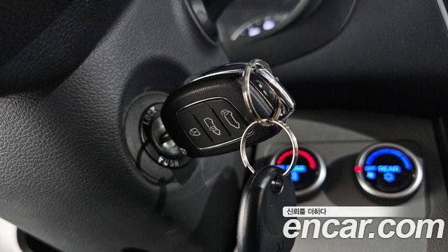 Hyundai Solati 2025 — photo 22
