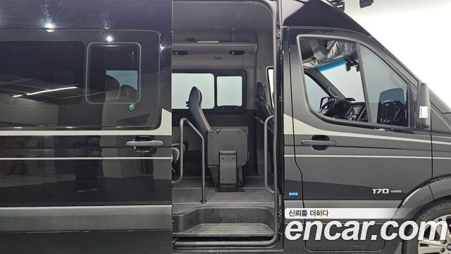 Hyundai Solati 2025 — photo 24