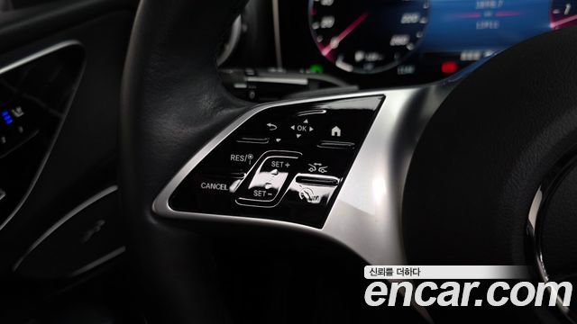 Mercedes-Benz C-Class 2024 — photo 23