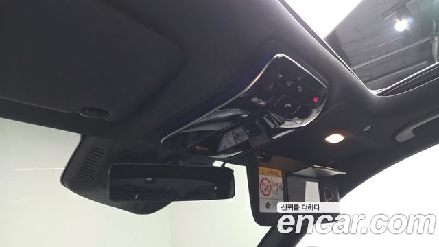 Mercedes-Benz C-Class 2024 — photo 25