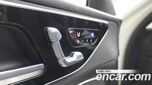 Mercedes-Benz C-Class 2024 — photo 33