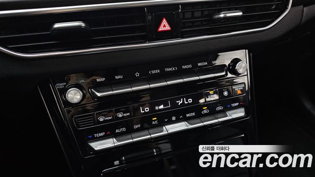 Kia K7 2020 — photo 27