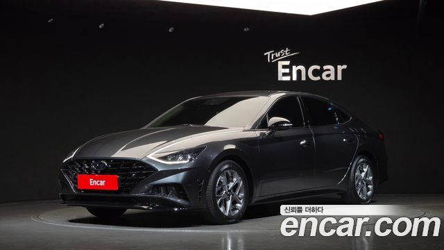 Hyundai Sonata 2022 — photo 1