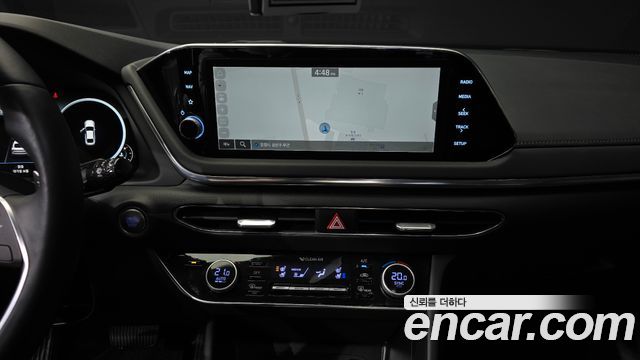 Hyundai Sonata 2022 — photo 14