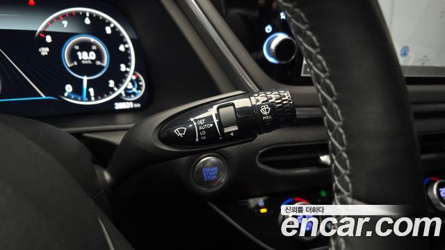 Hyundai Sonata 2022 — photo 16