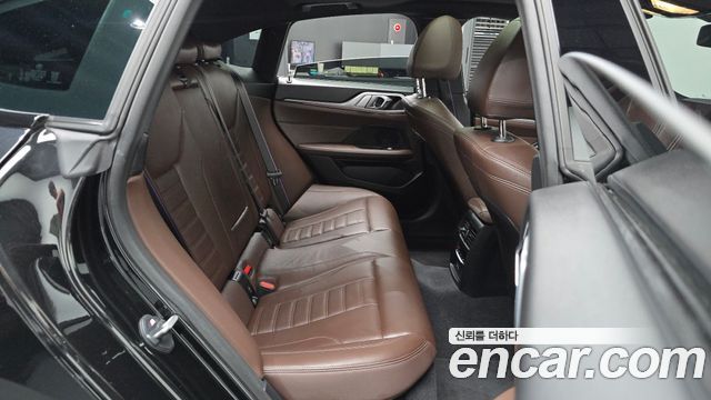 BMW 4-Series 2025 — photo 11