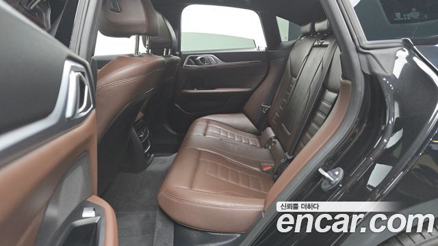 BMW 4-Series 2025 — photo 12