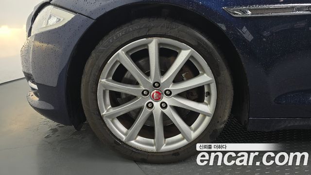 Jaguar XJ 2014 — photo 5