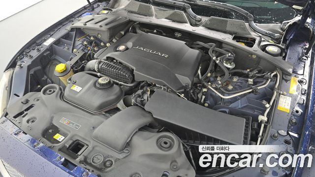 Jaguar XJ 2014 — photo 6