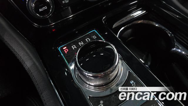 Jaguar XJ 2014 — photo 12