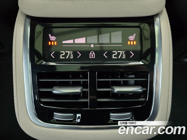 Volvo XC90 2026 — photo 17