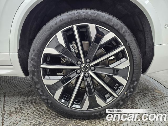 Volvo XC90 2026 — photo 20