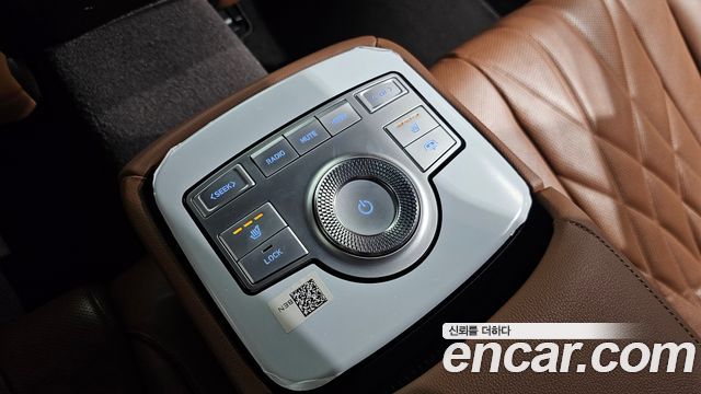 Genesis G80 2021 — photo 33