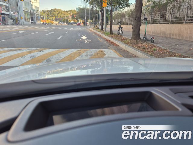 Genesis G80 2021 — photo 17