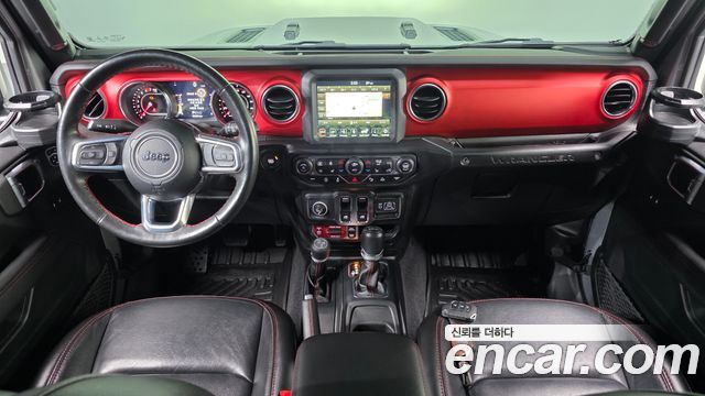 Jeep Wrangler 2021 — photo 10