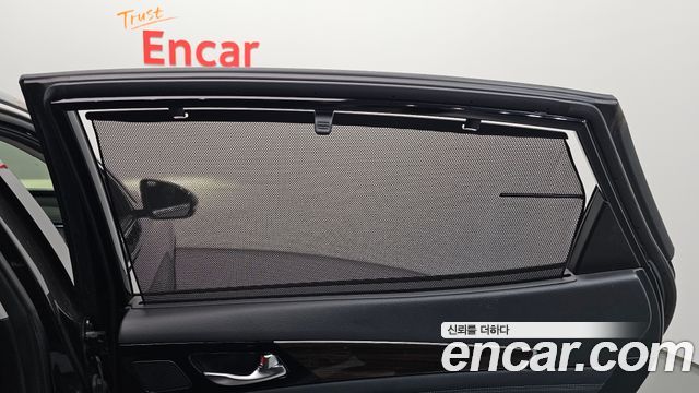 Kia K7 2018 — photo 34