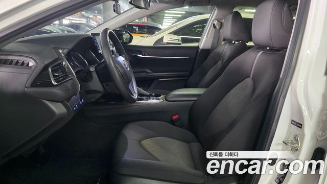 Toyota Camry 2024 — photo 5