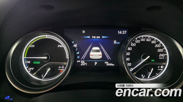 Toyota Camry 2024 — photo 9