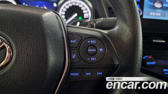 Toyota Camry 2024 — photo 18