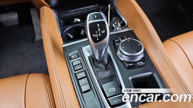 BMW X6 2017 — photo 12