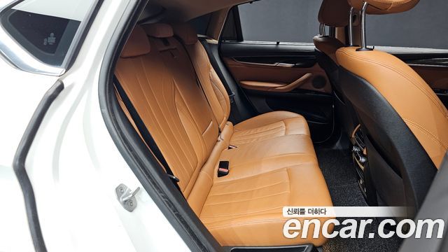 BMW X6 2017 — photo 17
