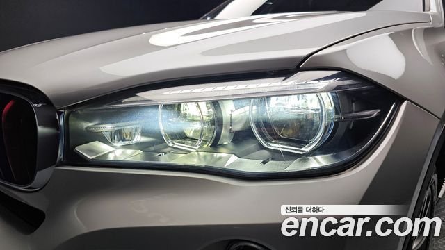 BMW X6 2017 — photo 8