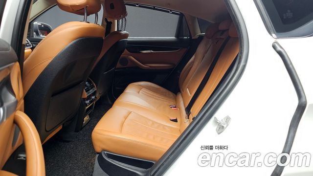 BMW X6 2017 — photo 16