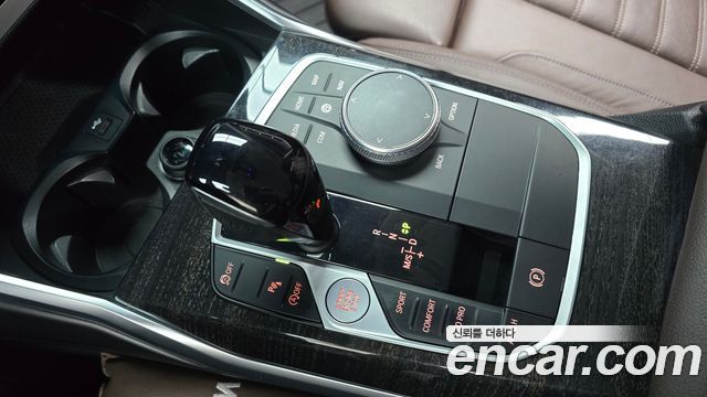 BMW 3-Series 2022 — photo 12