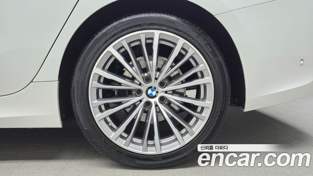 BMW 3-Series 2022 — photo 7