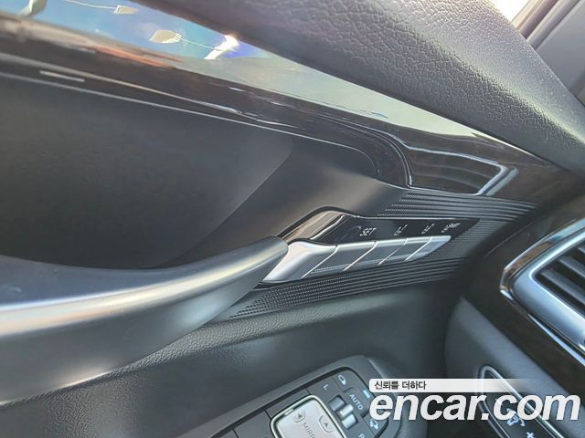 Genesis G90 2021 — photo 15