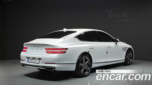Genesis G80 2023 — photo 2