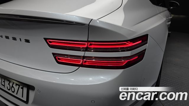 Genesis G80 2023 — photo 9