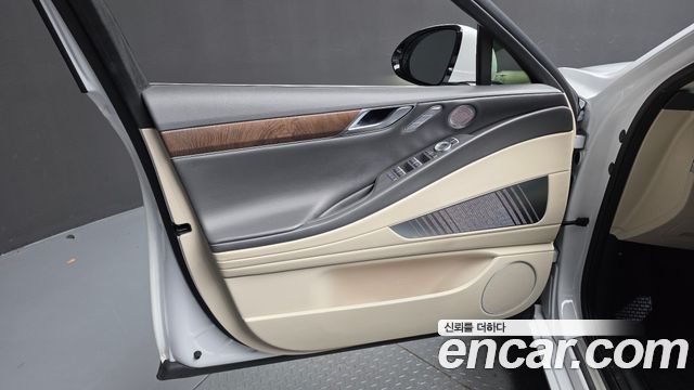 Genesis G80 2023 — photo 14
