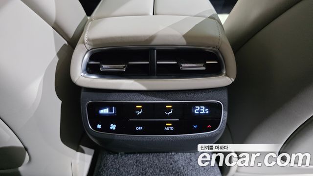 Genesis G80 2023 — photo 30