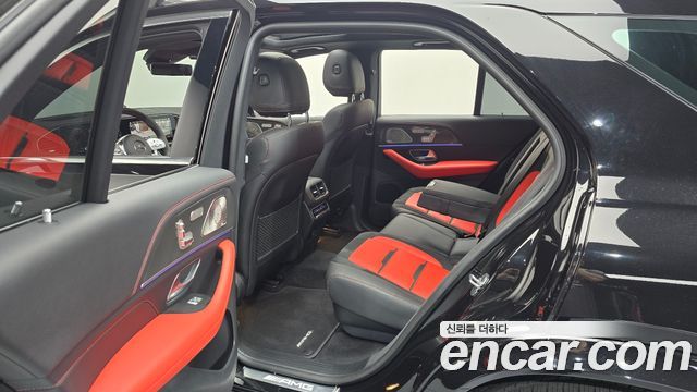 Mercedes-Benz GLE-Class 2023 — photo 11