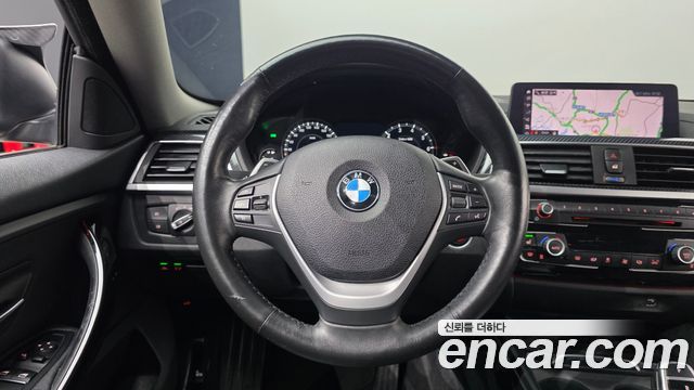 BMW 4-Series 2020 — photo 22