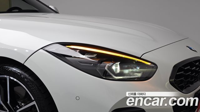 BMW Z4 2025 — photo 8