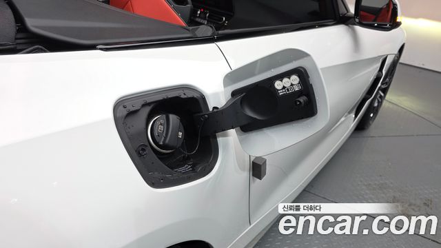 BMW Z4 2025 — photo 28