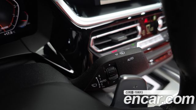 BMW Z4 2025 — photo 29