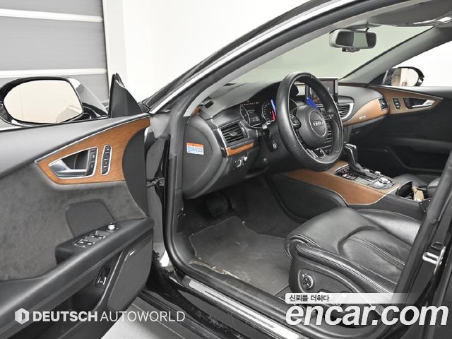 Audi A7 2016 — photo 12