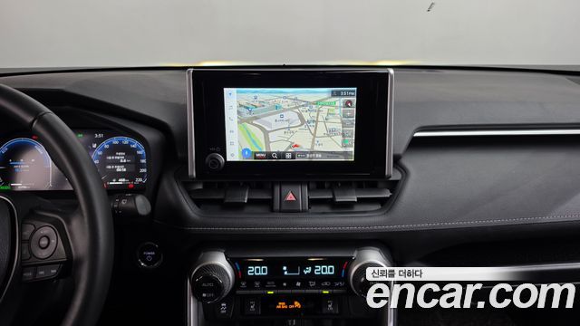 Toyota RAV4 2023 — photo 19