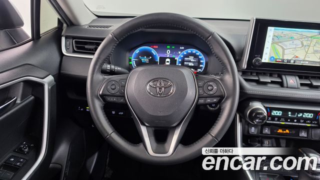 Toyota RAV4 2023 — photo 20