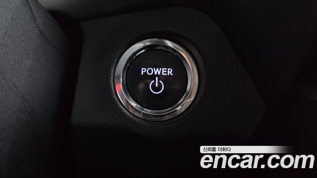 Toyota RAV4 2023 — photo 28